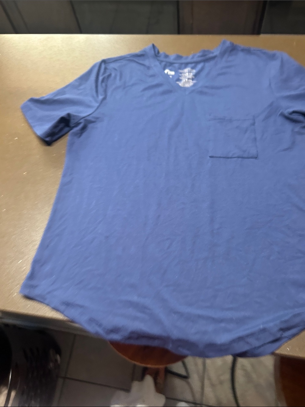 ZYIA Men's V-Neck Pocket Tee in Navy Blue